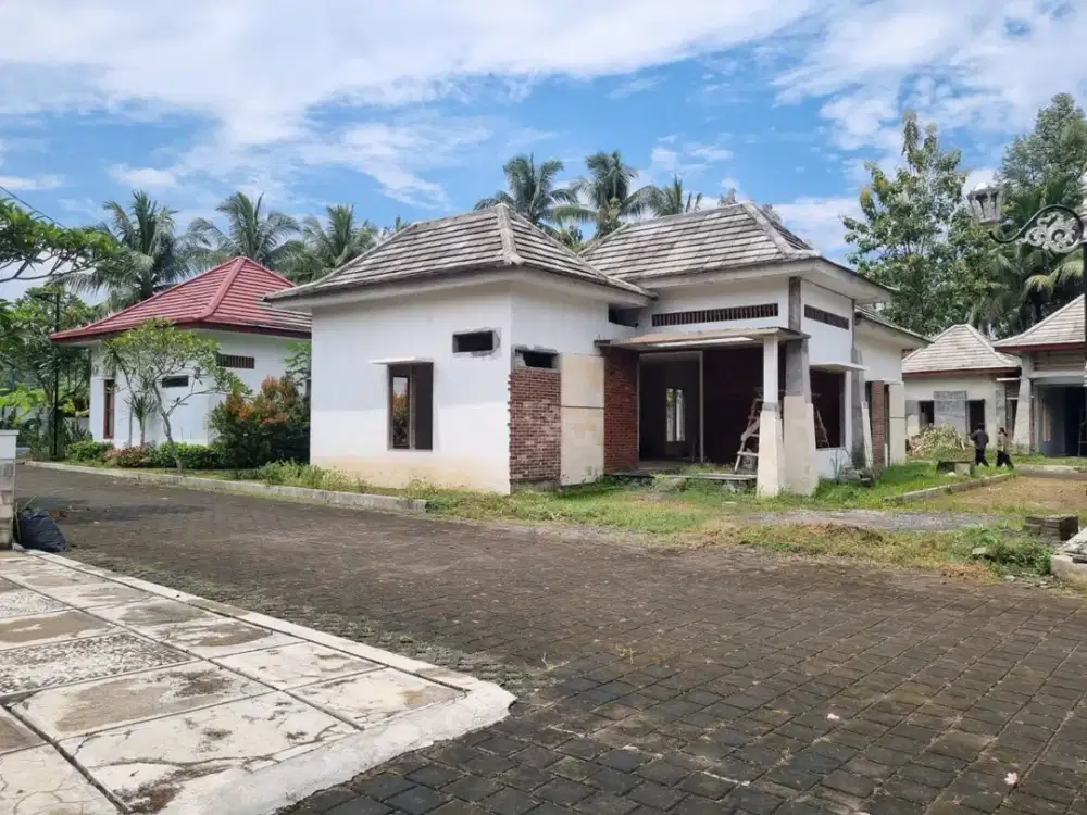 Villa Mewah Tipe Luas di Borobudur Dekat Jalan Raya