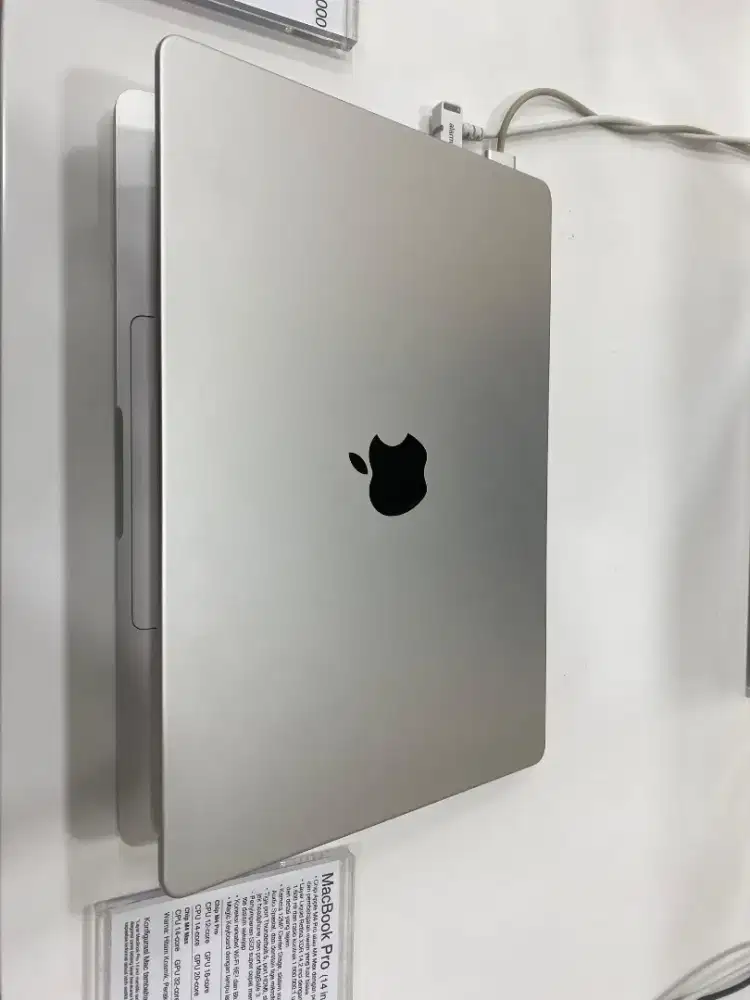 PROMO MACBOOK PRO 14inc KREDIT INDODANA BUNGA 0%