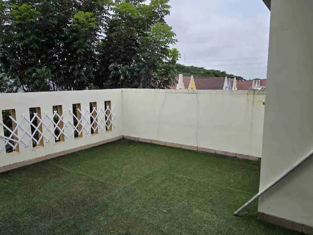 Rumah Hook 3 Lantai Luas 350m 5+1 Kamar Full Furnish Karawaci Tangerang