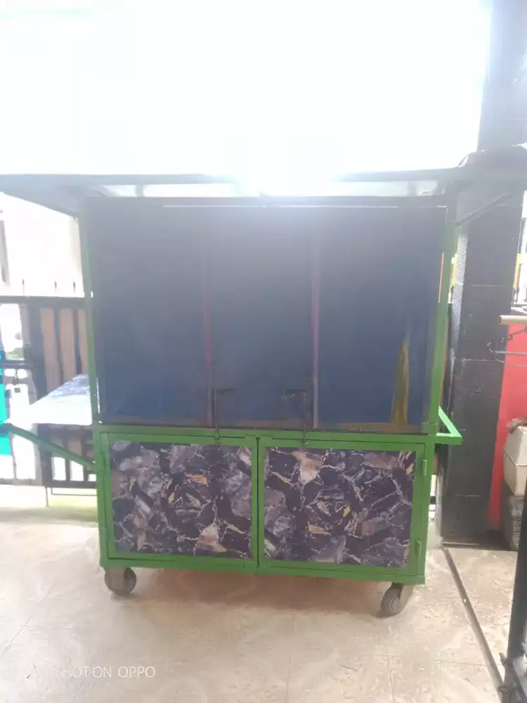 Gerobak serba guna + meja+kursi panjang