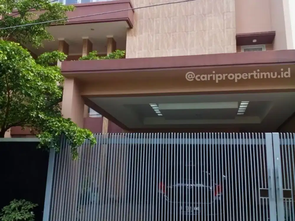 Dijual Rumah Lebar 10 di Taman Aries Kembangan Meruya Utara