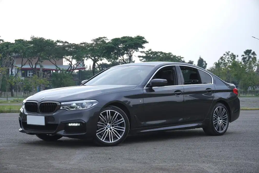 Rare BMW 530i G30 MSport B48 2019 / 2020 Abu2 Grey Year End Sale