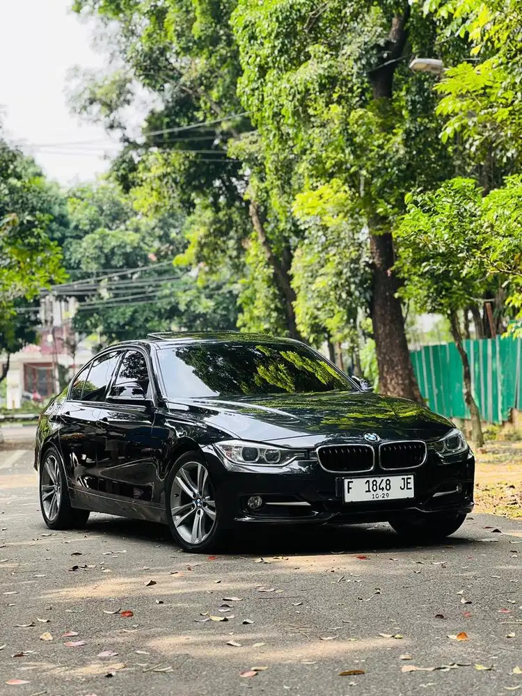 SIAP PAKAI!! Bmw 328i f30 sport 2015