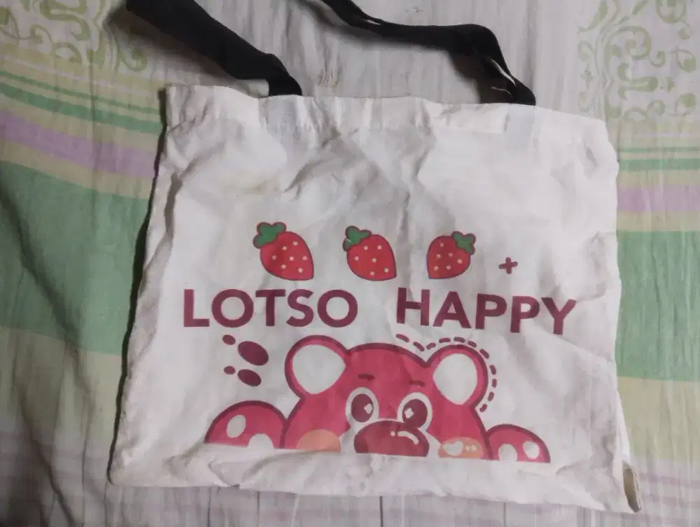 Totebag lotso - HSC 2025