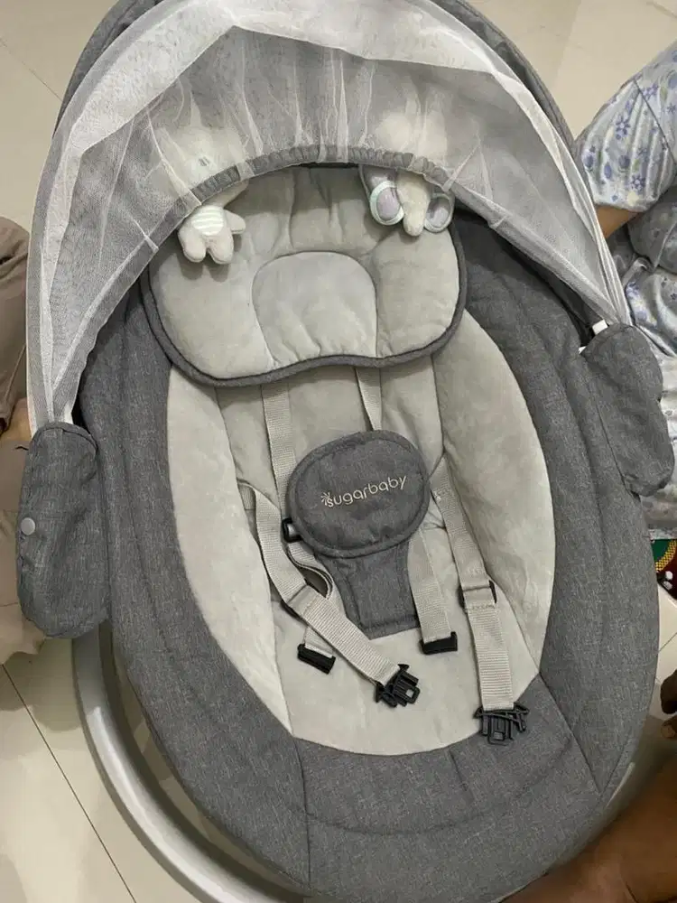 Sugar Baby Bouncer Hug Me