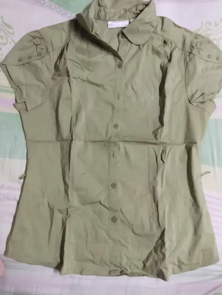 Kemeja lengan pendek- HSC 2025