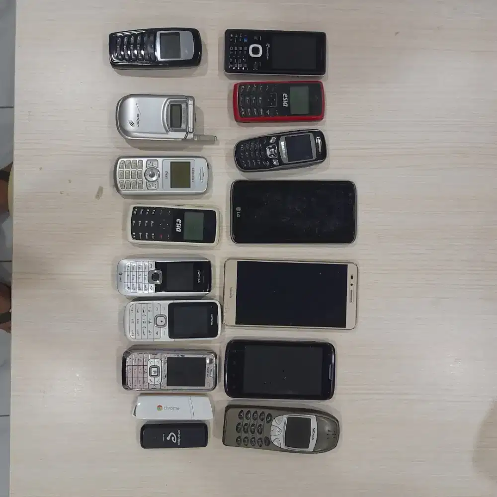 JUAL HP JADUL (bundling) Paket 14 hp+2modem. Nokia, samsung, dll.