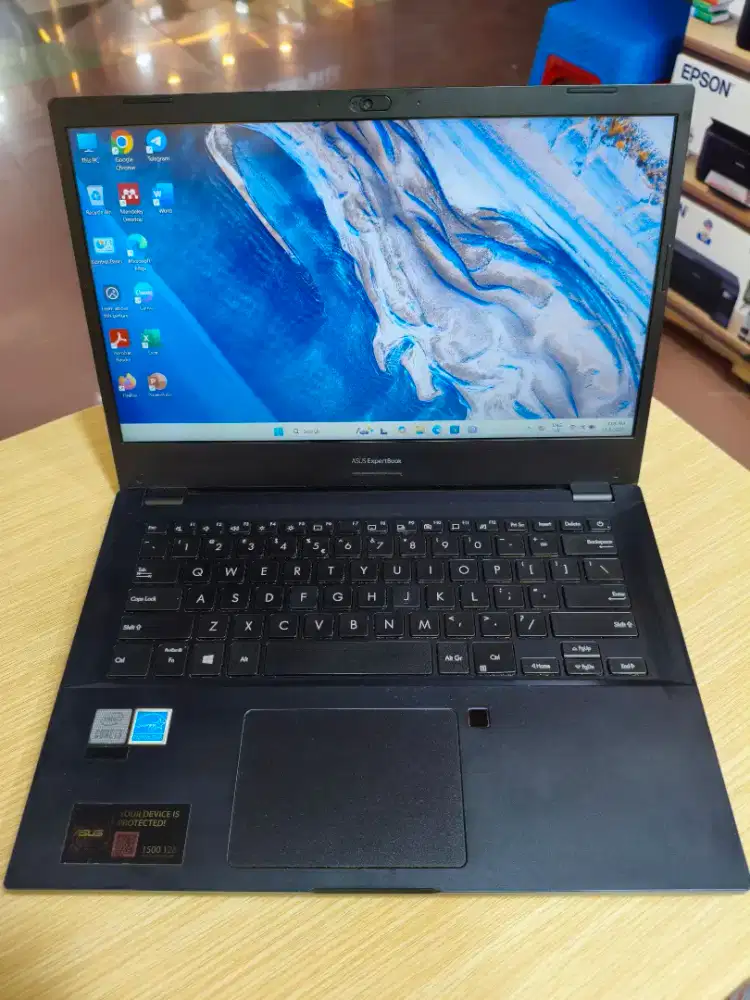 Asus Expertbook Core i3
