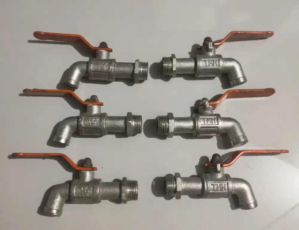 Kran tembok kuningan ukuran 1/2 inchi