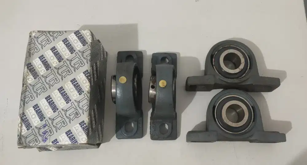 Pillow Block Bearing Duduk UCP207-20 TR