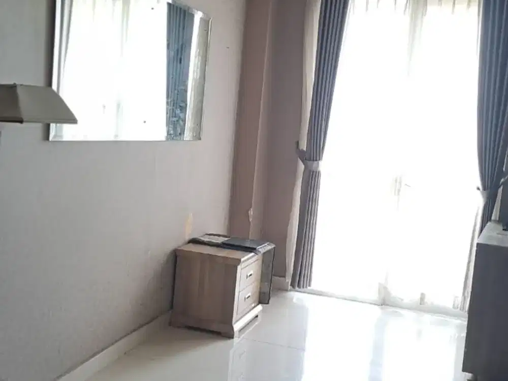 1BR+1 Semi Furnished Apartemen Westmark - Jakarta Barat
