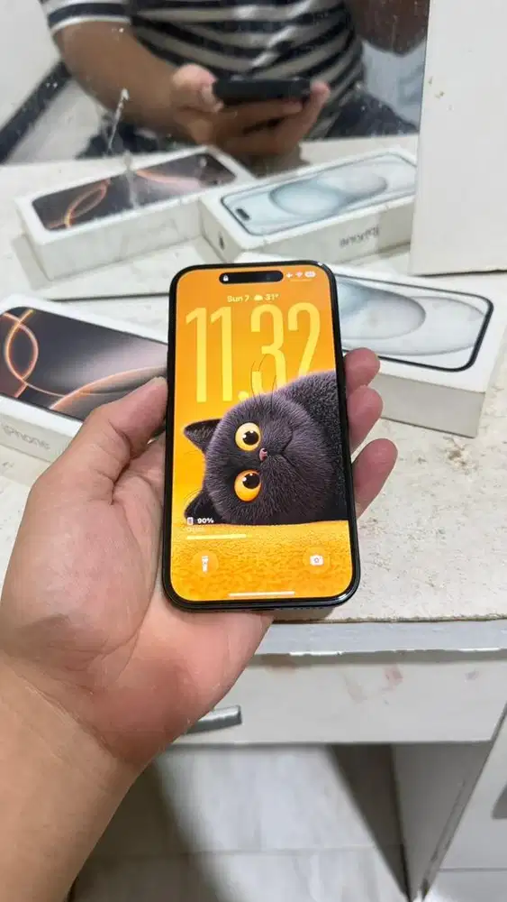 iPhone 15 x ibox garansi on