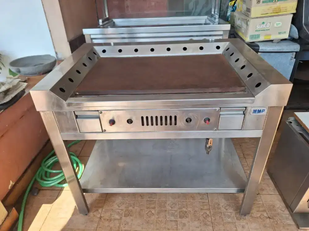 Meja Kompor Tepanyaki Bekas