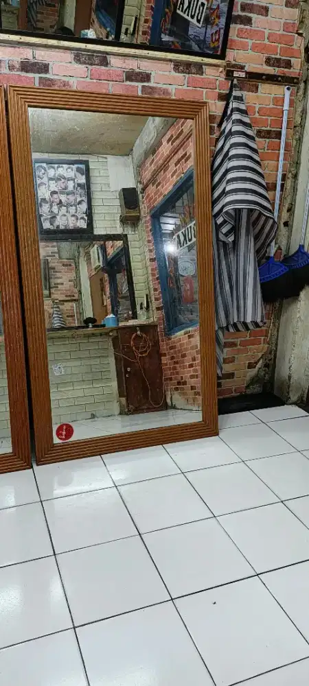 Kaca cermin ukuran 160x90 ada 2