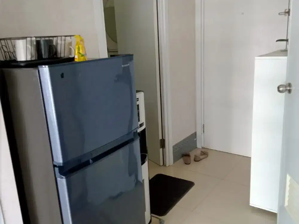 The green pramuka residence unit 2 BR full furnished apartment tower mall baca deskripsi