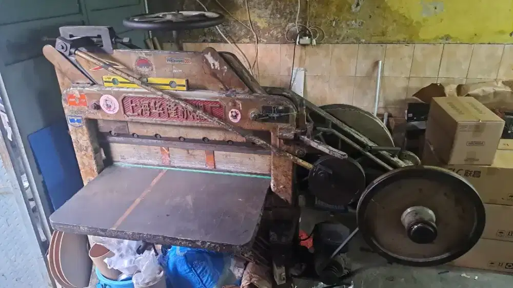 dijual mesin potong kertas DQ timbul