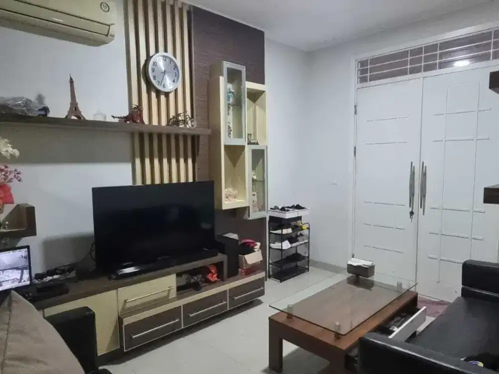 Cluster Vernonia Hoek  Summarecon Bekasi Sudah Renovasi Siap Huni