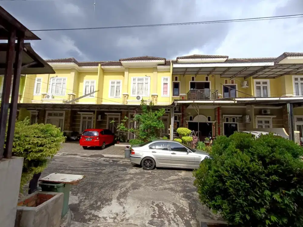 DIJUAL TOWNHOUSE SEMI FURNISH GRAND HILL 3 JALAN LUNJUK JAYA PALEMBANG