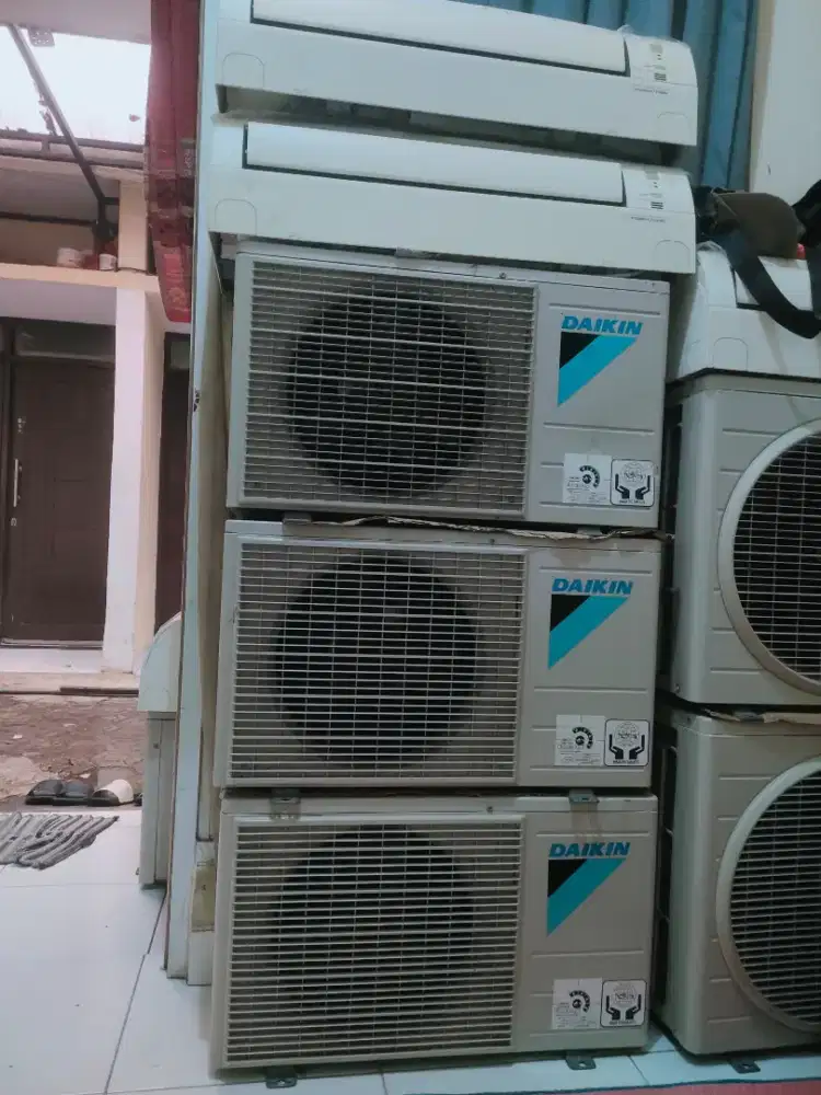AC daikin thailand 1pk like new
