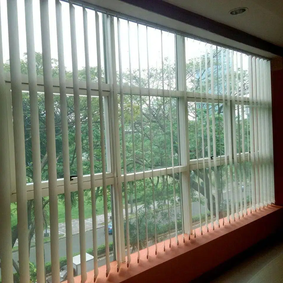 Pembuat Gorden & Blind Vertikal/Vertical Roll/Roller Gordyn Hordeng