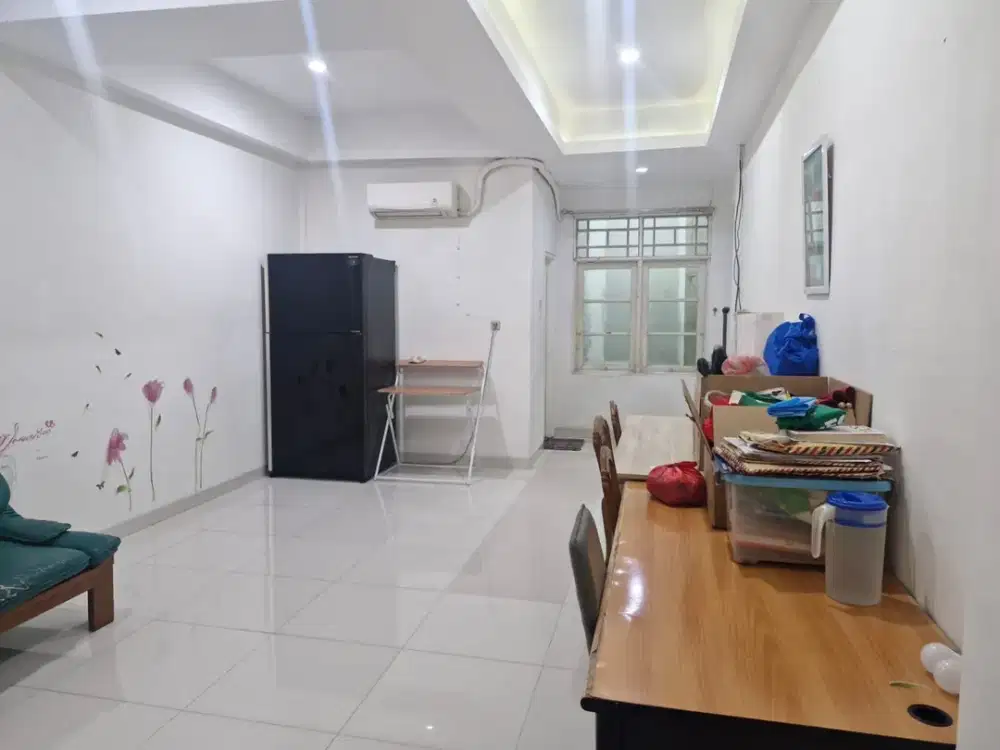 Jual cepat ruko gandeng di blakang Mall Green Sedayu