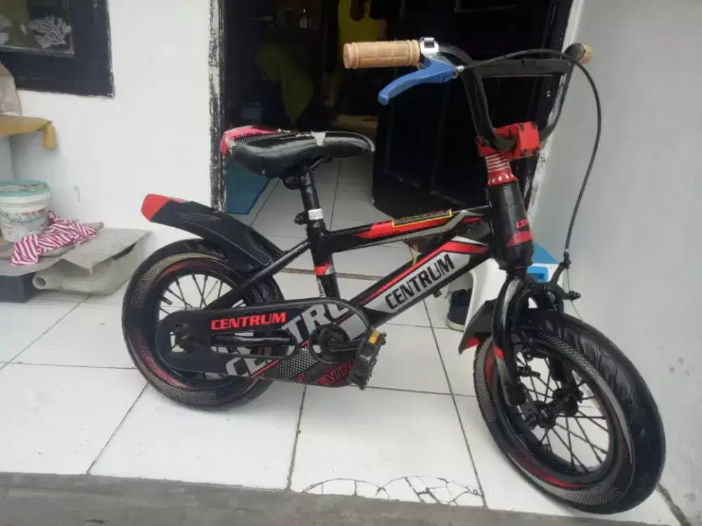 Sepeda anak ukuran 12.inch tinggal pakai