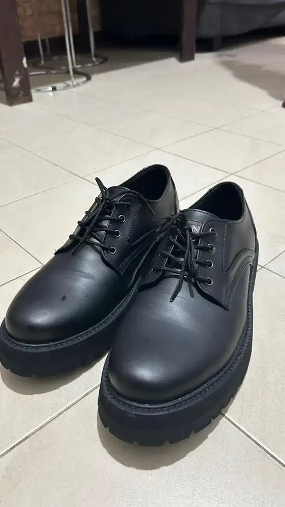 Sepatu formal pantofel