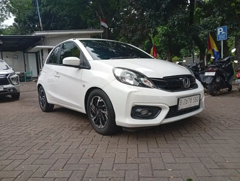 TDP MINIM 10jt! HONDA BRIO 1.2 E AT 2012