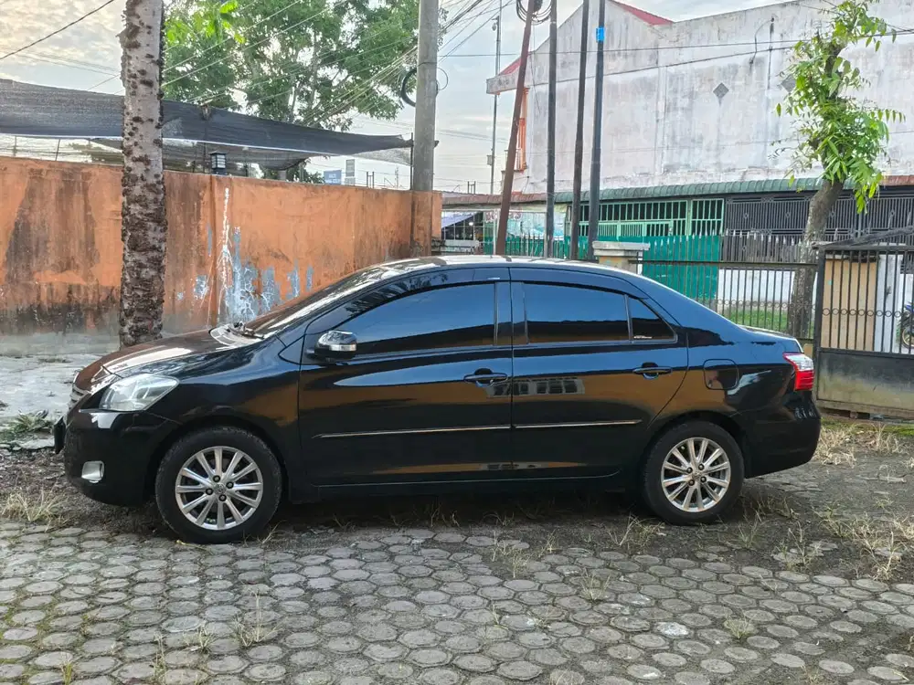 Toyota Vios 2010 Bensin