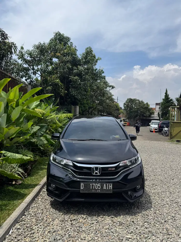 Honda jazz 2019 black istimewa