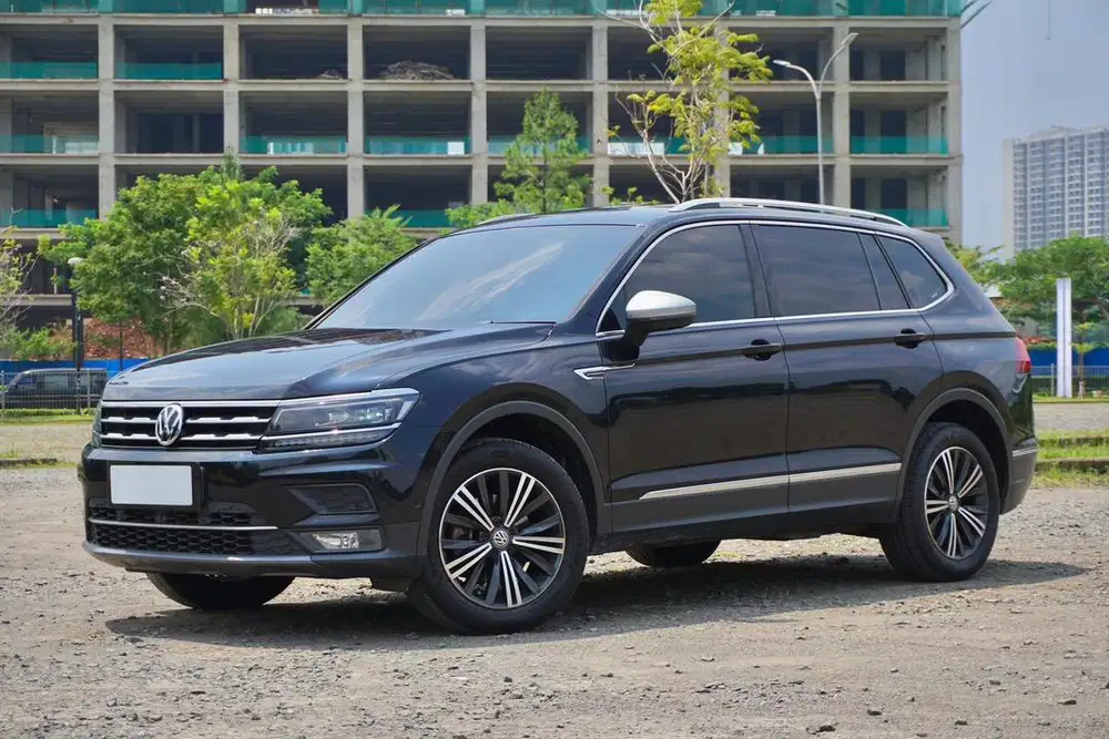 Volkswagen Tiguan Allspace 1.4 TSI 2021 Hitam Year End Promo DP Ringan