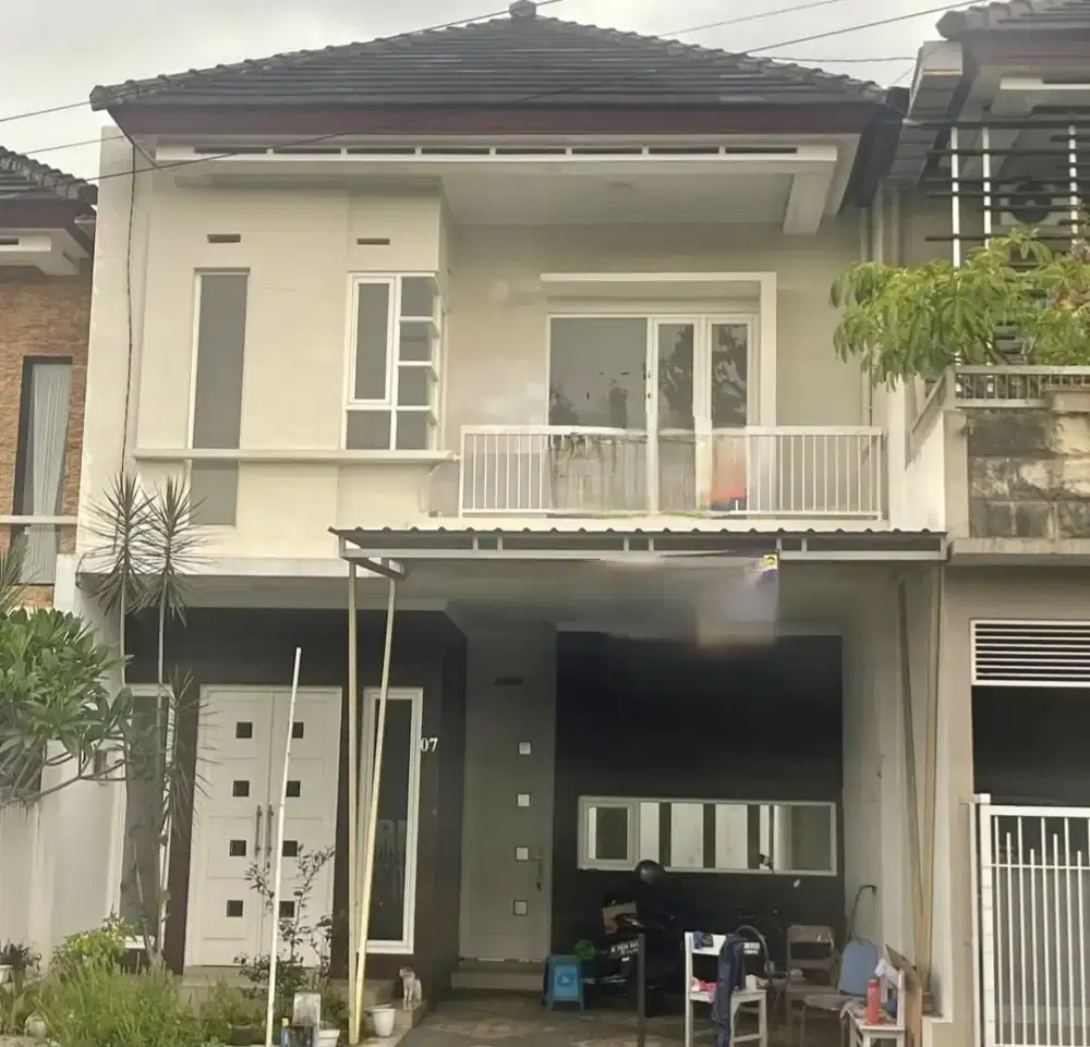 Rumah 2Lantai Ikan Piranha Suhat Kota Malang