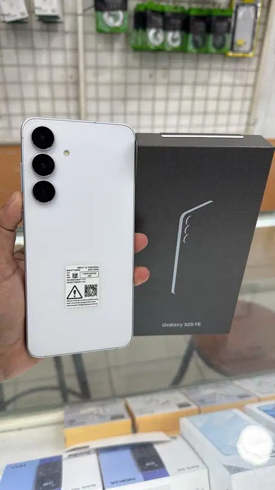 SAMSUNG S25 FE RAM 8/256 FULLSET GARANSI SEIN UMUR 2 MINGGU PAKAI