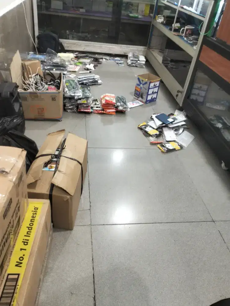 Cari penjaga konter dan teknisi hp