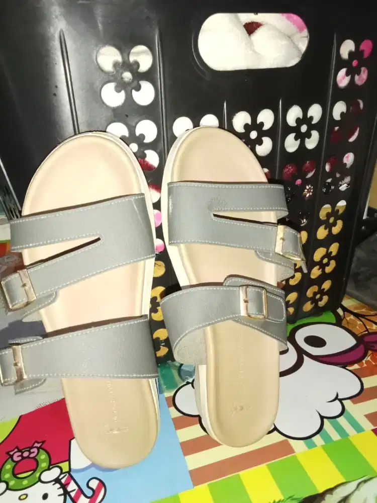Sandal Wanita Dua Tali Buckle Elegan