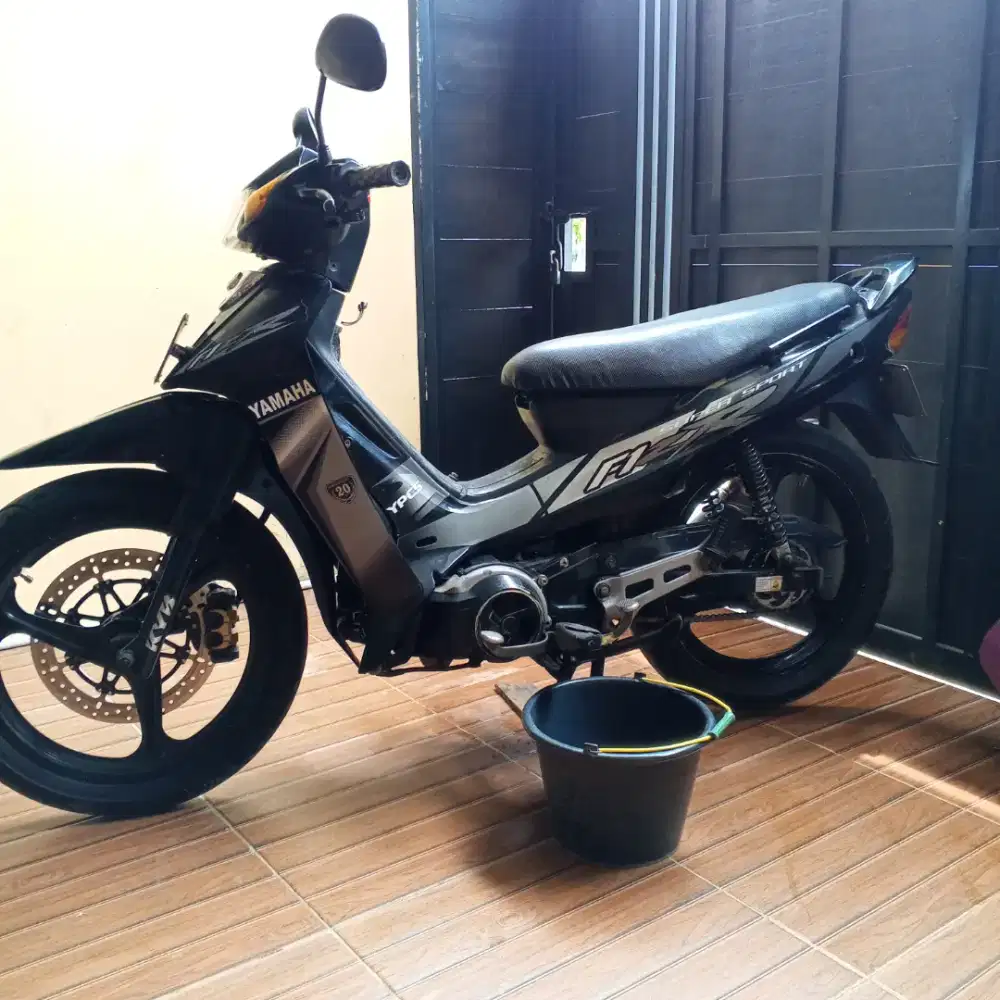 Motor 2tak fizr 2004 full clutch