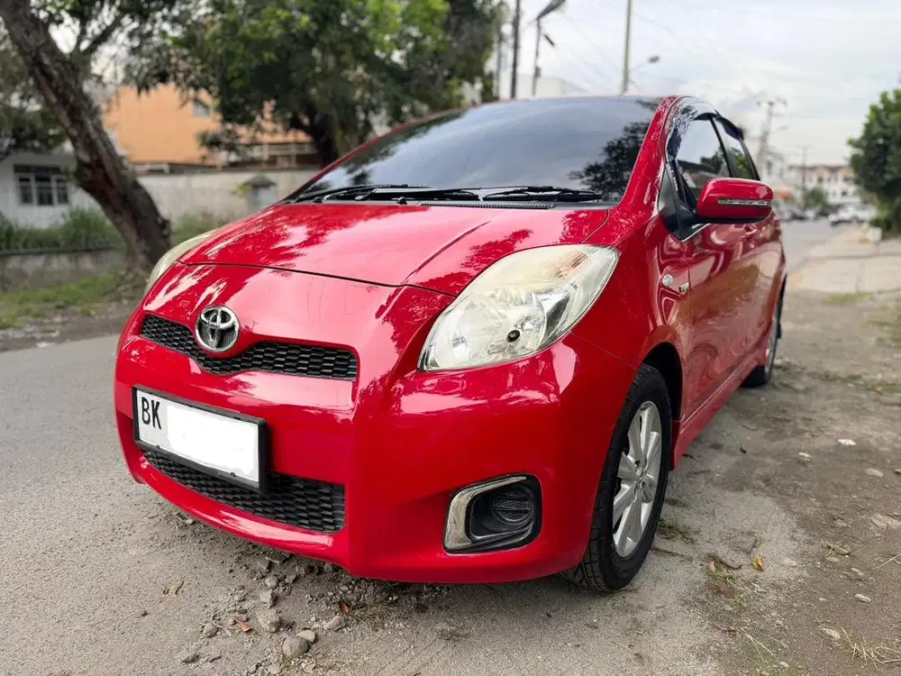 Toyota Yaris tipe E Automatic 2013 jazz agya 2014 brio 2015