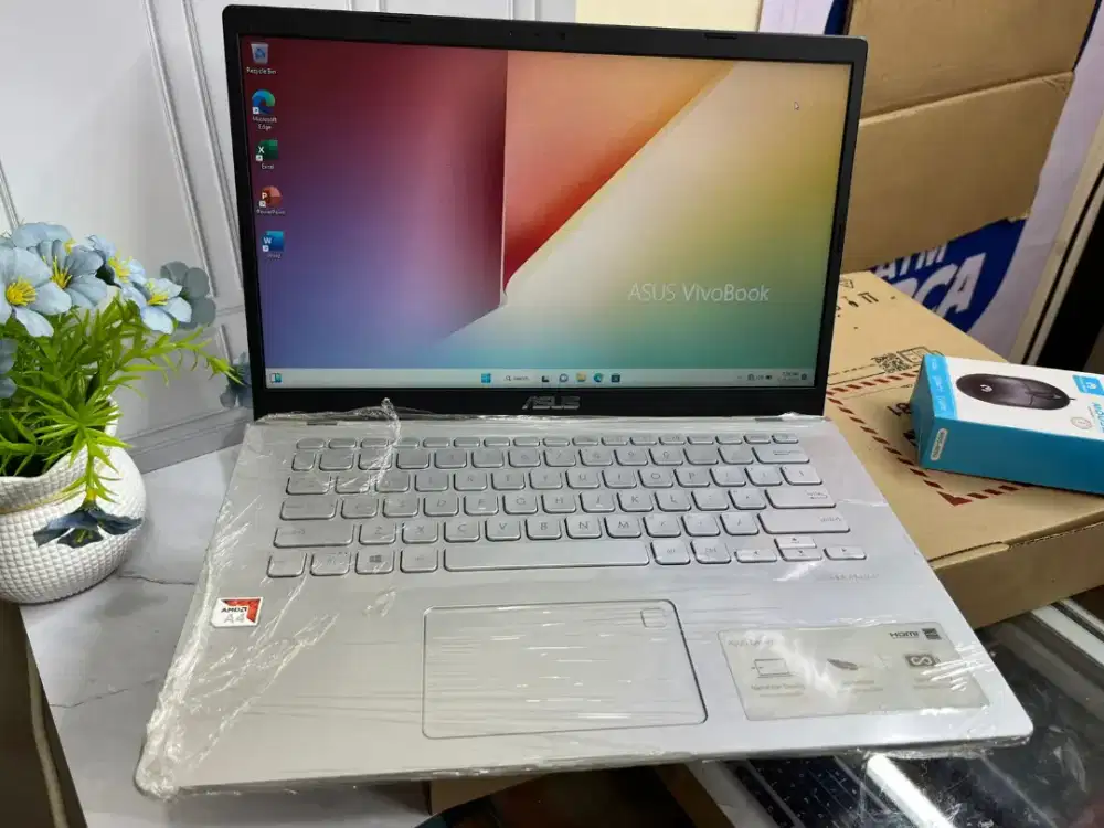 Asus vivobook x409b
Amd A4-9125, Gen 7Th, Radeon , Ram 4 Gb / 256