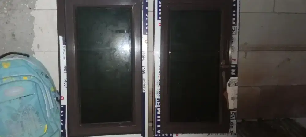 jendela aluminium 40x70