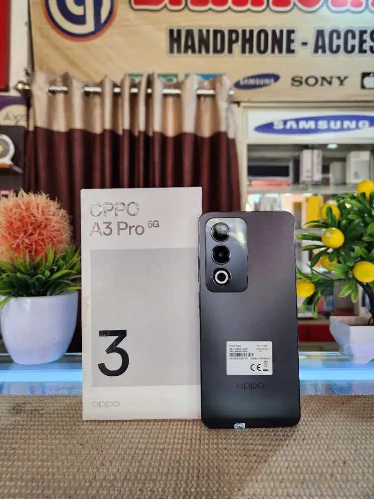Oppo A3 Pro 5G Ram (8+8) 16Gb/ 256Gb Fullset Mulus Ori 100% Like New
