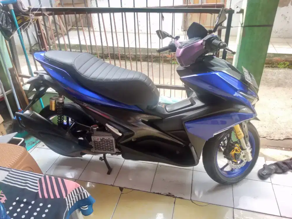 Aerox R biru asli