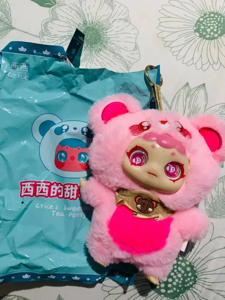 Boneka Gantungan Lucuu