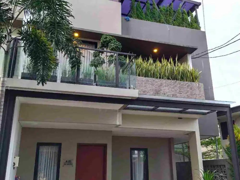 DIJUAL Rumah 3 Lt, Siap Huni, di daerah Bintaro, Tangerang Selatan