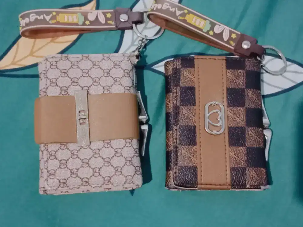 Dompet Wanita Elegan – Simple, Cantik, dan Multifungsi