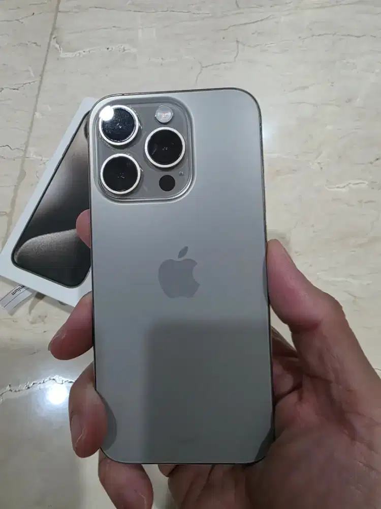 Iphone 15 pro 256GB Silver ex garansi Ibox