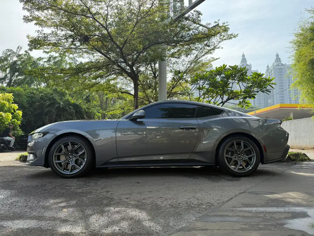 Ford Mustang 2023 Bensin