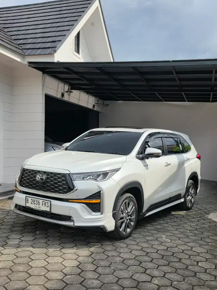 Km 2500 perak innova zenix Q type tertinggi