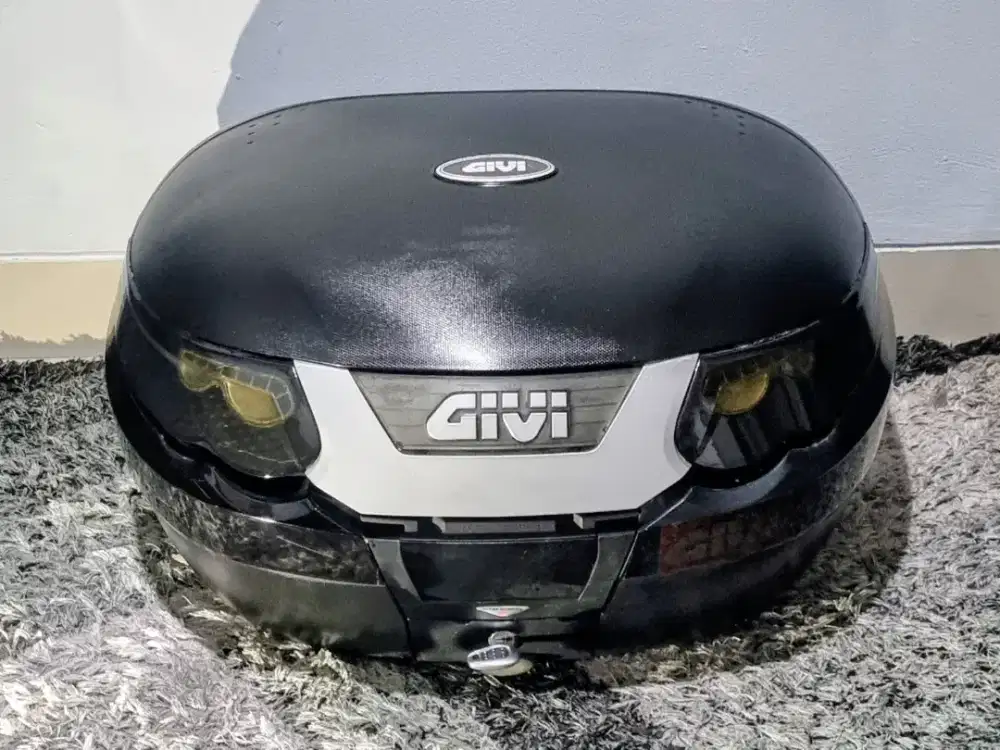 Box Givi E55 Maxia