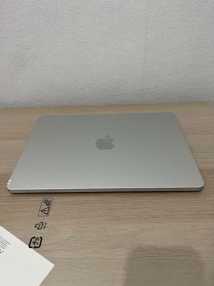 Macbook Air M3 16/256 13” 2024 (1i)