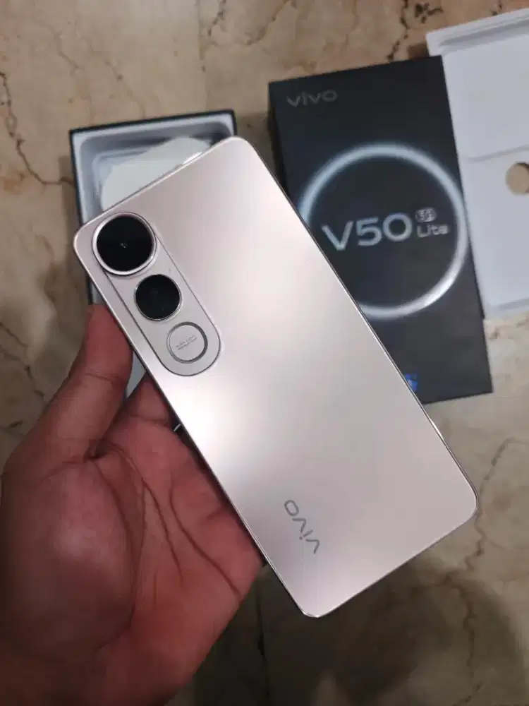 Vivo V50 LITE 5G 8GB/256GB FULLSET LIKE NEW MAHAR TT BOLEH